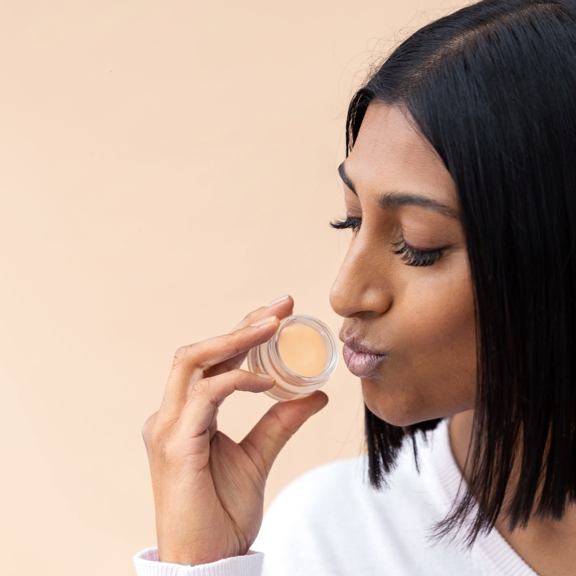 OMni Radiant Zinc Sheer Coral natural multi-use balm for dry lips and skin, highlighter on cheeks #5